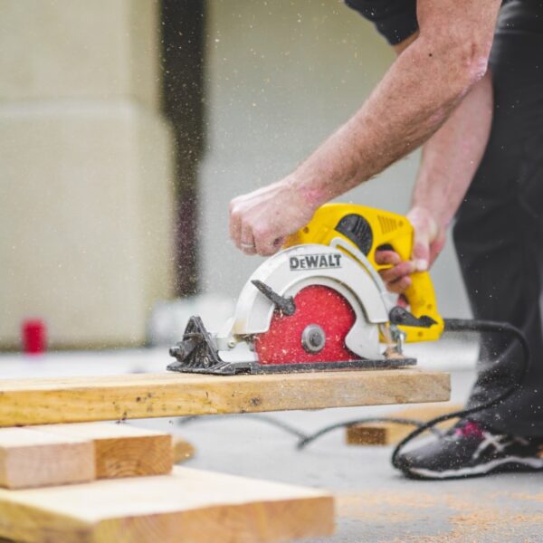 Saw
